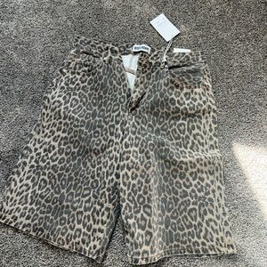 Discovery Leopard-Print High-Rise Women’s Shorts in Brown and Black